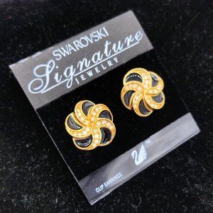 New Swarovski Signature Jewelry Black Enamel and Crystal Pinwheel Clip Earrings